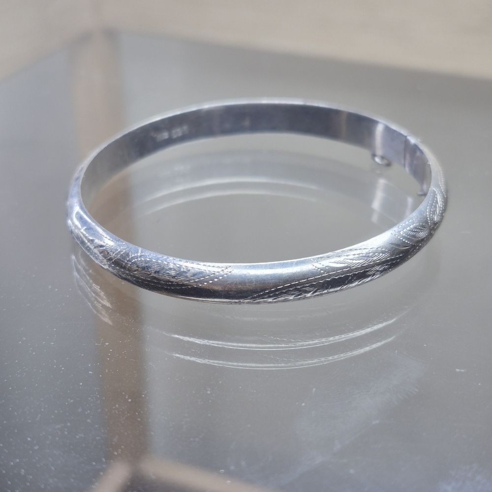 Silver 925 Engraved Bangle Bracelet Stamped with Clasp